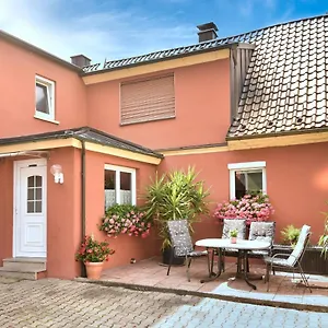 Landsknecht Apartment